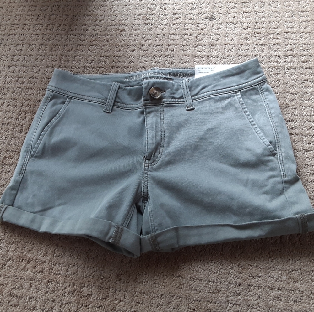 New American eagle shorts size 4